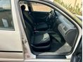 VOLKSWAGEN BORA 2005 - 6