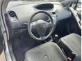 TOYOTA YARIS 2010/11 - 10