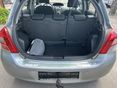 TOYOTA YARIS 2010/11 - 18