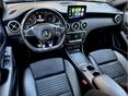 MERCEDES-BENZ A 200 2017/2 - 10