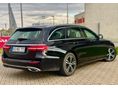 MERCEDES-BENZ E 200 2022/11 - 3