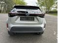TOYOTA YARIS CROSS 2024/3 - 5