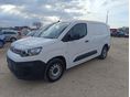 CITROEN BERLINGO 1.5 BlueHDi 100 Driver XL 1000 (3 személyes ) NAVI 1tul szkönyv gyári fényezés