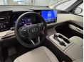 LEXUS LM 2025 - 4