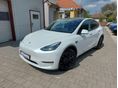 TESLA MODEL Y Long Range AWD (Automata) LEINFORMÁLHATÓ. 146.000 KM. 1.TUL. AMD RYZEN. HŐSZIVATTYÚ. LED. KORMÁNYFŰTÉS