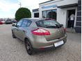 RENAULT MEGANE 2011/4 - 6