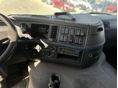 VOLVO 2008/6 - 9