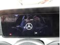 MERCEDES-BENZ E 220 2023/6 - 11