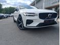 VOLVO V60 2.0 [B4] MHEV Plus Dark DCT BÉKÉSCSABÁRÓL TÖBB SZÍNBEN! ÁFÁS! H/K HANGRENDSZER! 360 KAMERA