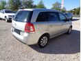 OPEL ZAFIRA B 2010/3 - 4