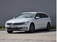 VOLKSWAGEN PASSAT VIII Variant 2.0 TDI BMT SCR Highline 1ÉV GARI! MAGYAR! 2TULAJ! SZERVIZKÖNYV! BŐR-ALCANTARA!