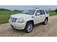 CADILLAC ESCALADE 6.2 V8 Platinum. A felújítás költségéért elvihető