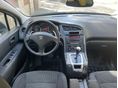 PEUGEOT 5008 2011/5 - 7