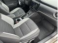TOYOTA AURIS 2016/11 - 9