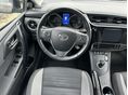 TOYOTA AURIS 2016/11 - 10