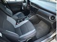 TOYOTA AURIS 2016/12 - 10