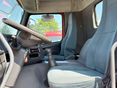 VOLVO 2011/8 - 9
