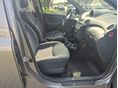 TOYOTA YARIS 2004/3 - 9