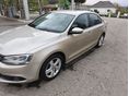 VOLKSWAGEN JETTA VI 2013/4 - 9