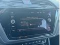 VOLKSWAGEN TOURAN 2016/8 - 9