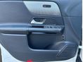 MERCEDES-BENZ GLB 200 2022/10 - 15