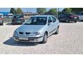 RENAULT MEGANE 2002/11 - 1