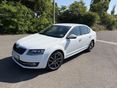 SKODA OCTAVIA 1.4 TSI Style DSG GYÖNGYHÁZ FEHÉR/VÉGIG VEZETETT SZERVÍZ/ELÖL-HÁTÚL ÜLÉSFŰTÉS/FRISS SZERVÍZ