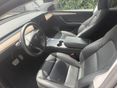 TESLA MODEL Y 2023/2 - 6
