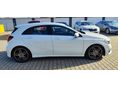 MERCEDES-BENZ A 180 2017/11 - 8