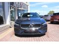 VOLVO V60 2019/1 - 3