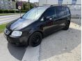 VOLKSWAGEN TOURAN 1.6 FSI Trendline valós km. megkímélt állapotban. szívó benzines motor