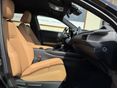 LEXUS UX 2023/9 - 10