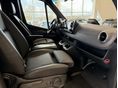 MERCEDES-BENZ 2025/3 - 9