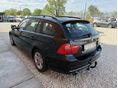 BMW 318 2010/5 - 2