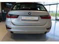 BMW 320 2021/4 - 4