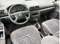 VOLKSWAGEN SHARAN 2001/8 - 6