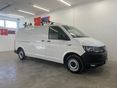 VOLKSWAGEN TRANSPORTER T6 2.0 TDi BMT 4Motion RT (3 személyes ) L2 Garancia! Magyar! Első tul.! Vezetett szerviztörténet! Polcozott! Vonóhorog!