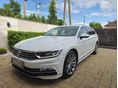 VOLKSWAGEN PASSAT 2018 - 1