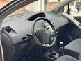 TOYOTA YARIS 2011/2 - 7