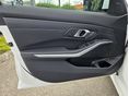 BMW 330 2024/12 - 10
