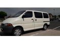 TOYOTA HIACE 2.4 D Glass Van