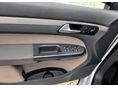 VOLKSWAGEN TOURAN 2009/6 - 23