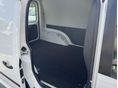 VOLKSWAGEN CADDY 2016/9 - 8