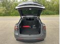 TESLA MODEL Y 2022/3 - 17