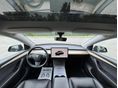 TESLA MODEL Y 2022/3 - 9
