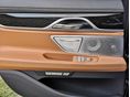BMW 750 2017/10 - 17