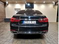 BMW 750 2017/10 - 8