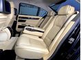 BMW 750 2009/11 - 9
