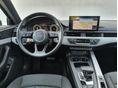 AUDI A4 2022/8 - 9