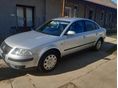 VOLKSWAGEN PASSAT 1.6 Comfortline